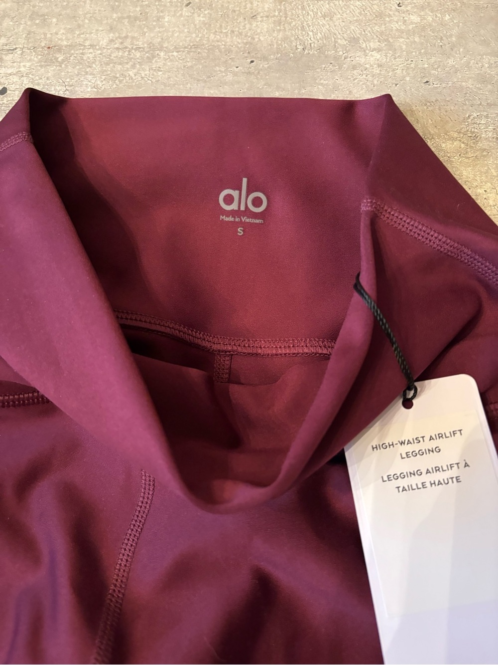 ALO Yoga Deep Wine Button-Up Top and high waist airlift leggings. - Picture 13 of 14